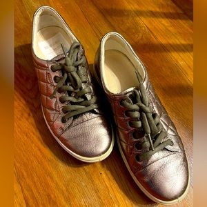 Bronze Ecco sneakers